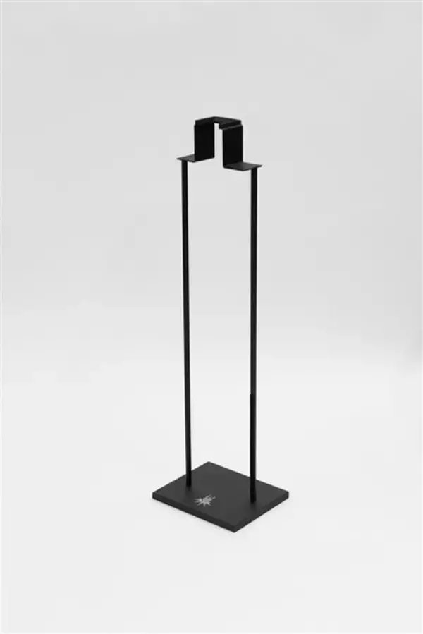 「「NieR:Automata」1/1スケール“白の契約”、専用スタンド付きセットが登場！139cmの刀身を日常に― 私はいつまで戦い続けるのだろう？」の画像