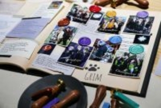 「ツイステ展」リアルな衣装＆小道具に感動！ イベントの記憶が鮮やかに蘇る、没入感たっぷりの展覧会【レポ】