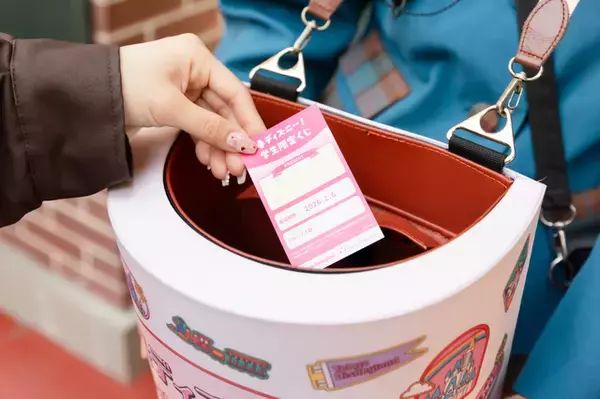 「【ディズニー】くじに当たると特別なプレゼントも！学生限定「春ディズニー！」で最高の思い出を作っちゃおう」の画像