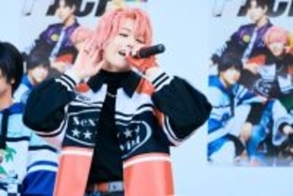 「今日はみんな俺の歌で抱いてやるよ！」舞台「多聞くん今どっち!?」フリーミニライブにて新曲披露【オフィシャルレポート】