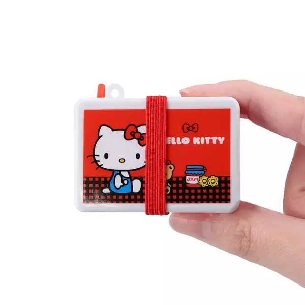 懐かしい～！「サンリオ」“ミニランチBOX”と“折りたたみテーブル”が手のひらサイズに♪ カプセルトイ登場