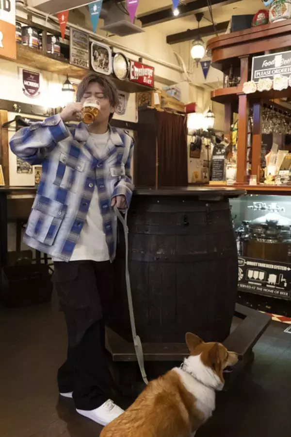 「声優・木村良平と愛犬との“プライベート”を覗き見！微笑ましいカット満載の「酒と泪と良平とわんこ」10月2日発売」の画像
