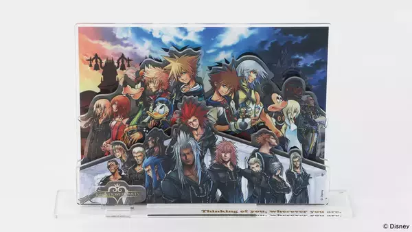 「エモい…！「キングダム ハーツ」ソラ、ロクサスたちの美麗アートが新グッズに♪ 秋葉原で物販イベント」の画像