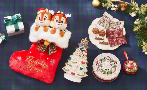 「「ディズニー」ミッキーたちがクリスマスの魔法をお届け♪ ツリーやアドベントカレンダー、セータも！新コレクション登場」の画像