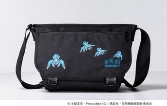 「攻殻機動隊S.A.C」タチコマがかわいい♪ 笑い男マークも裏に潜む…！ 特別デザインの「Manhattan Portage」コラボバッグ3種登場