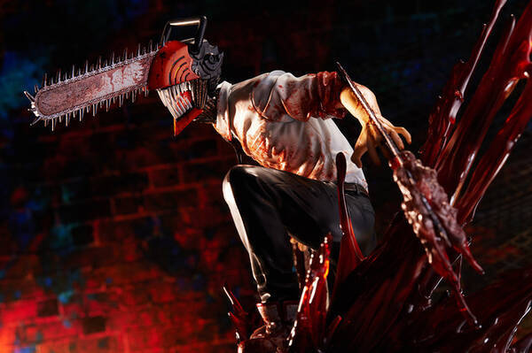 チェンソーマン ゾンビの悪魔との戦いを再現 Mappa共同製作のフィギュアが血みどろ 迫力満点 22年7月9日 エキサイトニュース