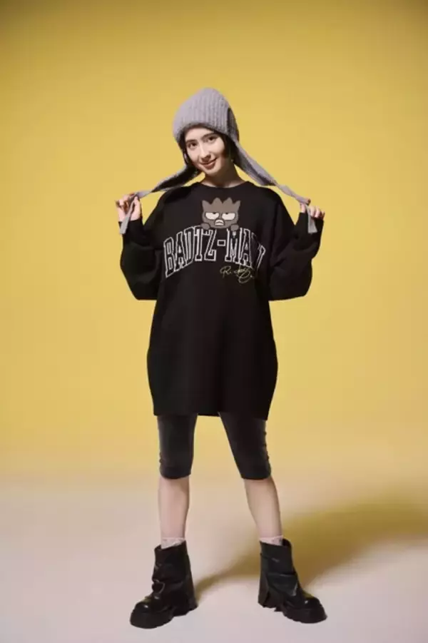 「「サンリオ」キティちゃんやハンギョドンが、BLACKで“大人かっこいい”アパレルに！RODEO CROWNS WIDE BOWLコラボ」の画像