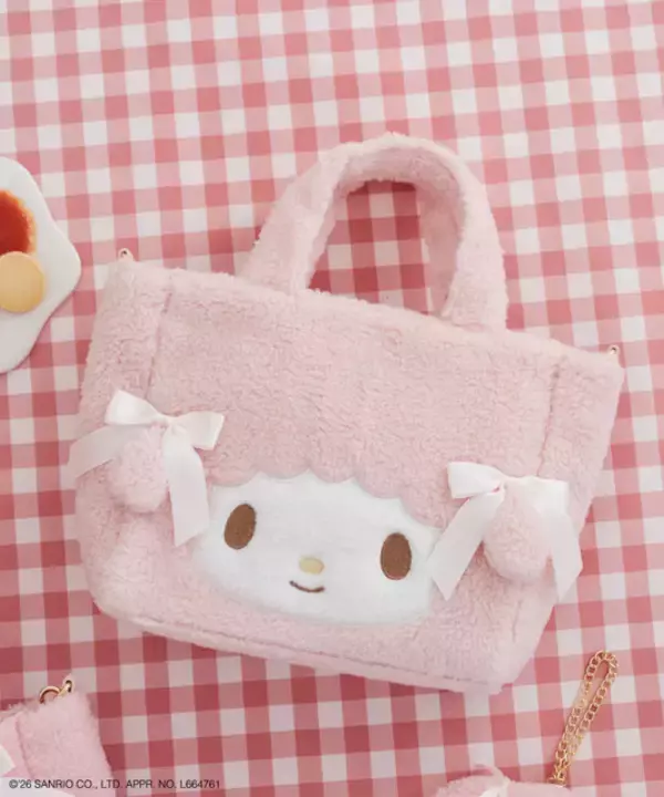 「マイメロ＆ピアノちゃんのふわもこアイテムにメロメロ…♪ 愛らしさあふれる「Maison de FLEUR」コラボアイテムが登場」の画像