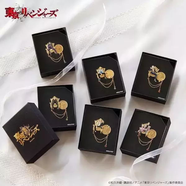 「「東リベ」“推しからのプレゼント”がコンセプトのヘアアクセやこけしなど♪ Tファンサイトに新グッズ登場」の画像