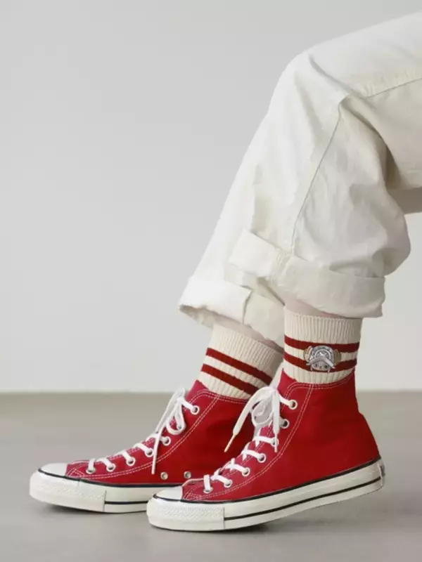 「売り切れ前にゲットしたい♪「ワンピース」チョッパーの刺繍入り！「靴下屋」コラボソックスが12月19日発売開始」の画像