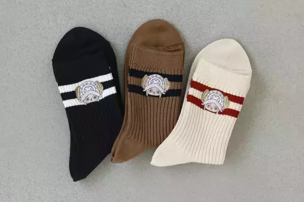 「売り切れ前にゲットしたい♪「ワンピース」チョッパーの刺繍入り！「靴下屋」コラボソックスが12月19日発売開始」の画像