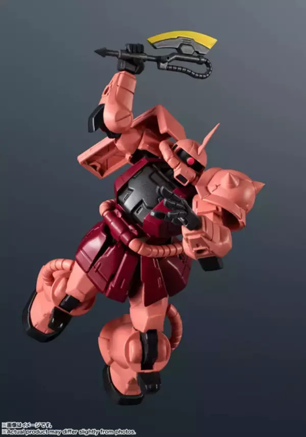 「「機動戦士ガンダム」シャア専用ザクがGUNDAM UNIVERSEより登場！ モノアイの稼働ギミックで表情豊かにポージング可能」の画像