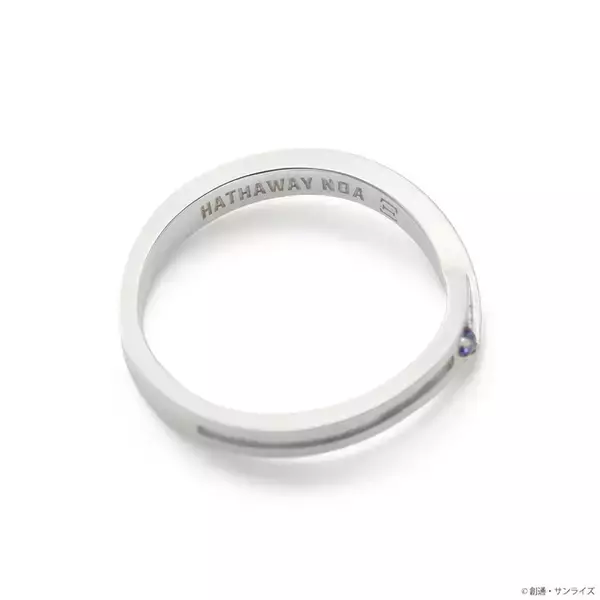 「ハサウェイ、ギギのリングで推しをアピール♪ 「ガンダム 閃光のハサウェイ」シンプルでスタイリッシュなアクセサリーが登場」の画像