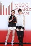 「羊文学 アイナ・ジ・エンド LiSA 星野源らが集結「MUSIC AWARDS JAPAN 2026」レッドカーペットにアニメ主題歌アーティスト続々【写真特集】」の画像2