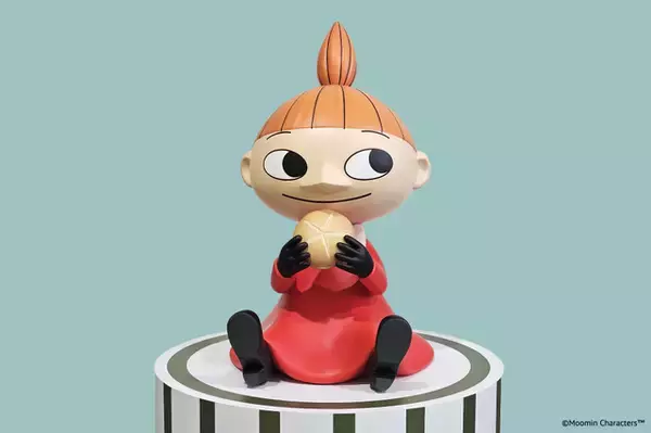 「「ムーミン」リトルミイのお出迎え＆限定メニュー♪ 越谷レイクタウンに“カフェ スタンド”新オープン」の画像