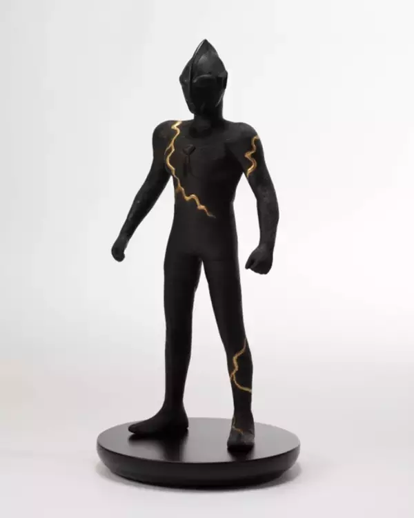 「お値段143万円！「ウルトラマン」金継ぎアートのオブジェ作品が“10体限定”で受注販売」の画像