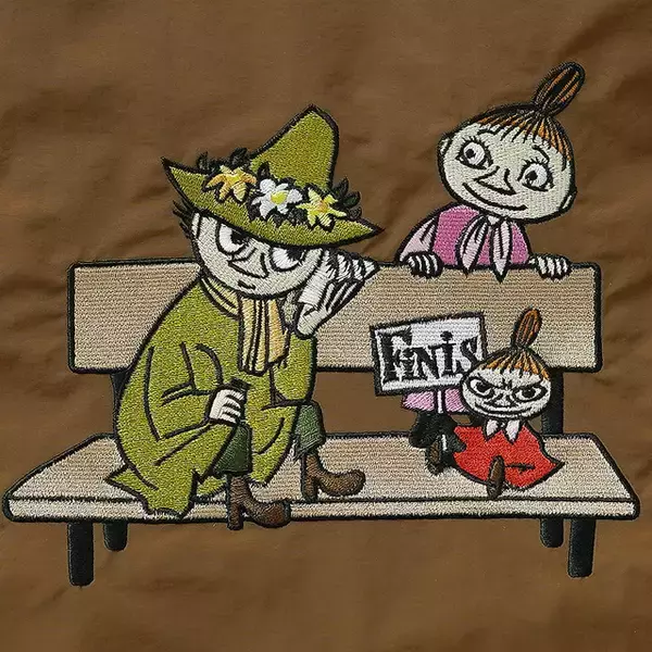 「「ムーミン」リトルミイと家族・きょうだいたちの温かな物語を繊細なアート刺繍で表現！ショルダー＆バッグインバッグで使えるミニバッグシリーズに新色登場♪」の画像