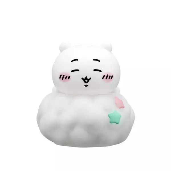「ちいかわ、ハチワレ、うさぎが雲の上ですやすや…♪ やさしく光るおやすみライトが登場！」の画像