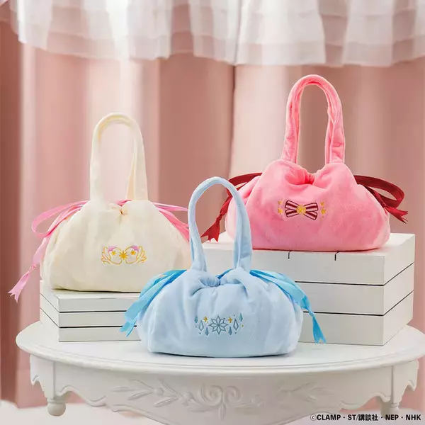 「「CCさくら」夢の杖や魔法陣デザインのメイクアイテムが可愛い♪ コスメポーチや前髪クリップなど…毎日使いたい!!「タイトーくじ」【8月28日～】」の画像