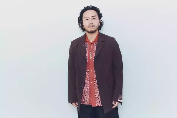 「鈴木崚汰 “強いと思う人”は「母」　女性たちの策略が渦巻くTVアニメ「天幕のジャードゥーガル」インタビュー（９）」の画像