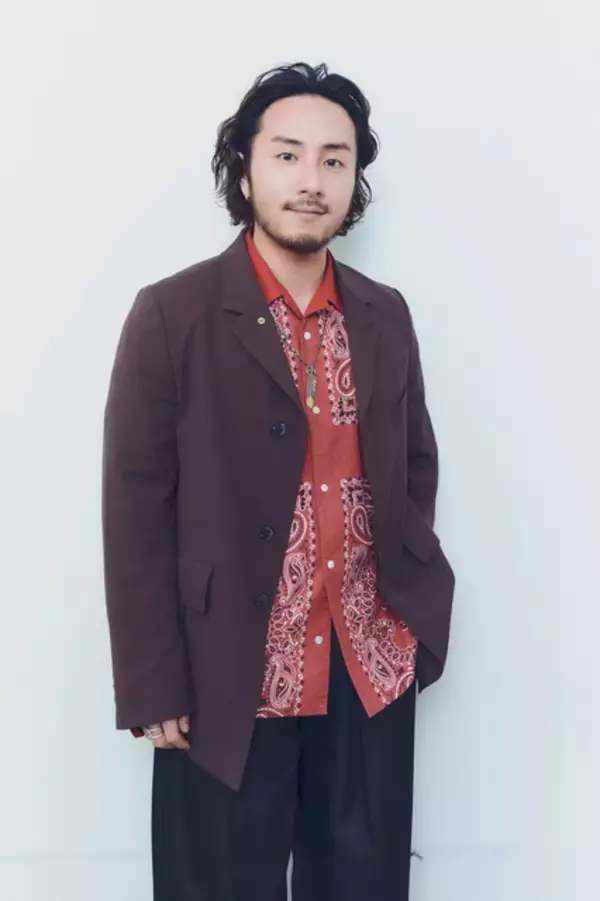 「鈴木崚汰 “強いと思う人”は「母」　女性たちの策略が渦巻くTVアニメ「天幕のジャードゥーガル」インタビュー（９）」の画像