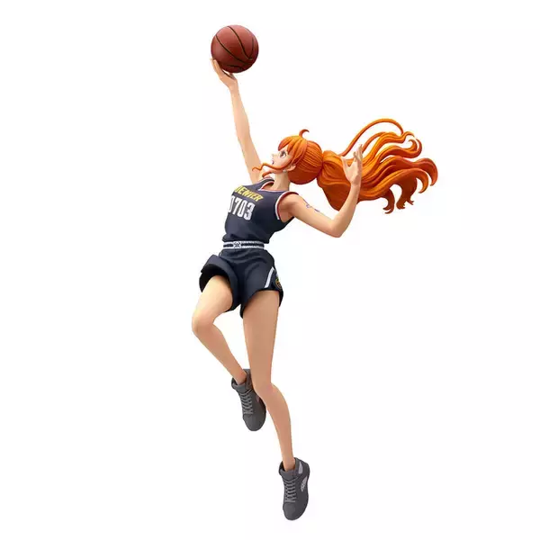「「ワンピース」NBAコラボのサンジ＆ナミのフィギュアが登場！　ワールドコレクタブルフィギュアは好きなアイテムを選んで購入できちゃう♪」の画像