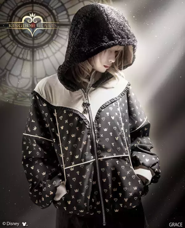 「「キングダム ハーツ」ソラ、リク、ロクサス、アクセルが“ダーク×可愛い”ブルゾンに！王様ミッキーの出で立ちも♪【MAYLA】」の画像