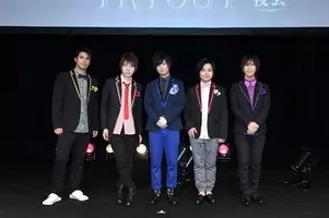 劇場版 ダンデビ シキの 変態度 に衝撃 舞台挨拶に近藤隆 木村昴 平川大輔ら登壇 17年11月19日 エキサイトニュース