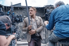 今夜の 土曜あるある晩餐会 は 声優 特集 ベテラン 若手声優10名が業界あるあるを披露 17年6月17日 エキサイトニュース