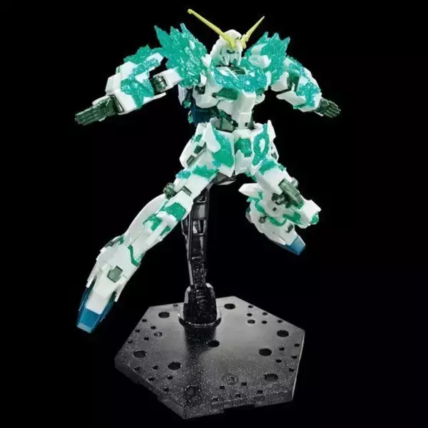 「「ガンダムUC」ユニコーンガンダムの究極形態“光の結晶体”がガンプラで登場」の画像
