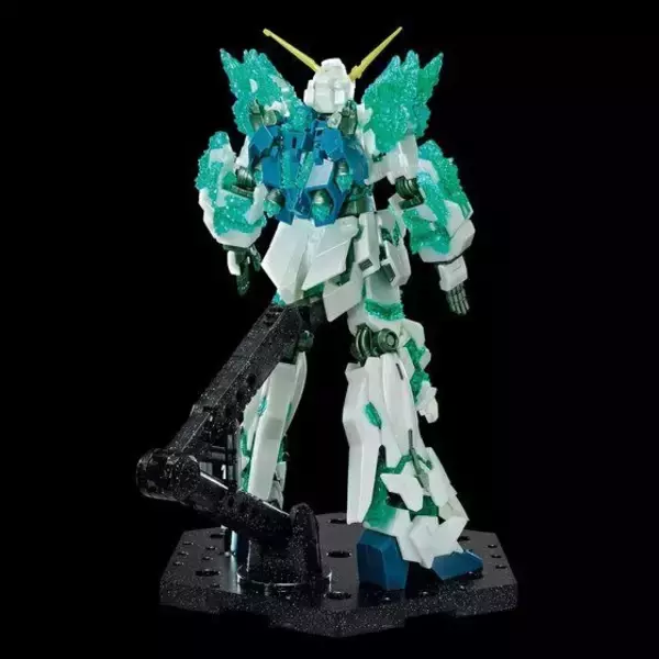 「「ガンダムUC」ユニコーンガンダムの究極形態“光の結晶体”がガンプラで登場」の画像