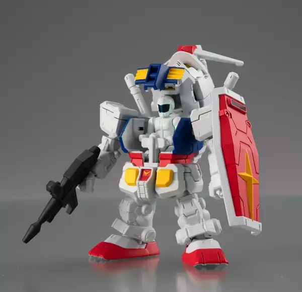 「「ガンダム」このフィギュア…開くぞ！新食玩フィギュアシリーズ「マイクロウォーズ」発売」の画像