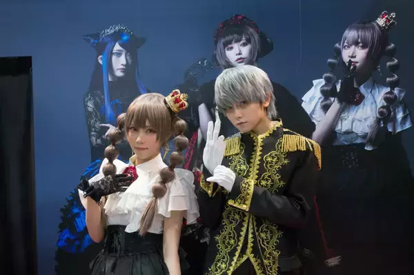 桃月なしこ、えい梨ら人気レイヤーが「KATE」ブースに登場！コスプレメイク冊子を配布【コミケ95】