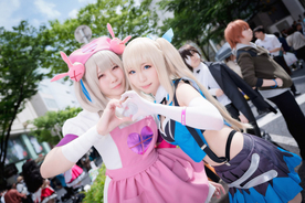 コスプレ 人気男性レイヤー Nagi 赤の魔術師 立体感ある褐色メイクに注目 ウルアコkateブース 19年5月17日 エキサイトニュース