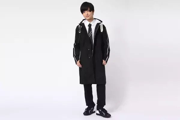 「「SAO」キリトをイメージした腕時計、アウター、バッグ、財布、スニーカー、ネクタイ登場！」の画像