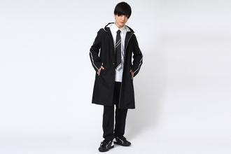 「SAO」キリトをイメージした腕時計、アウター、バッグ、財布、スニーカー、ネクタイ登場！