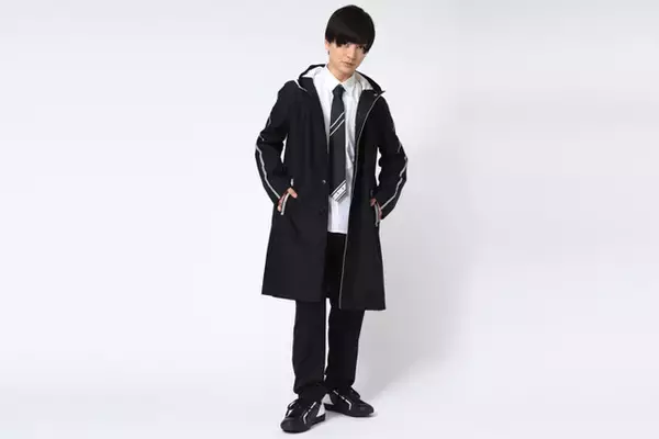 「SAO」キリトをイメージした腕時計、アウター、バッグ、財布、スニーカー、ネクタイ登場！