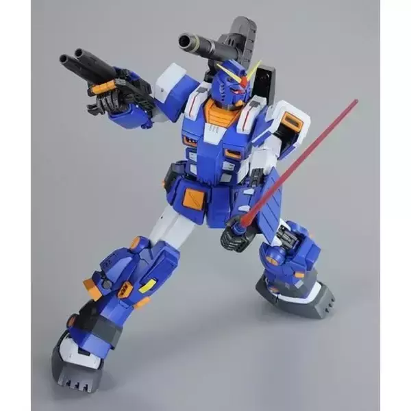 「「ガンダム」“青いフルアーマーガンダム”ガンプラ再販！ “青×白”印象的な機体カラーを見よ」の画像