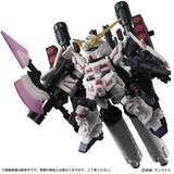 「「ガンダムUC」フルアーマー・ユニコーンが赤いサイコフレームでミニフィギュア化！ 装備も充実」の画像2