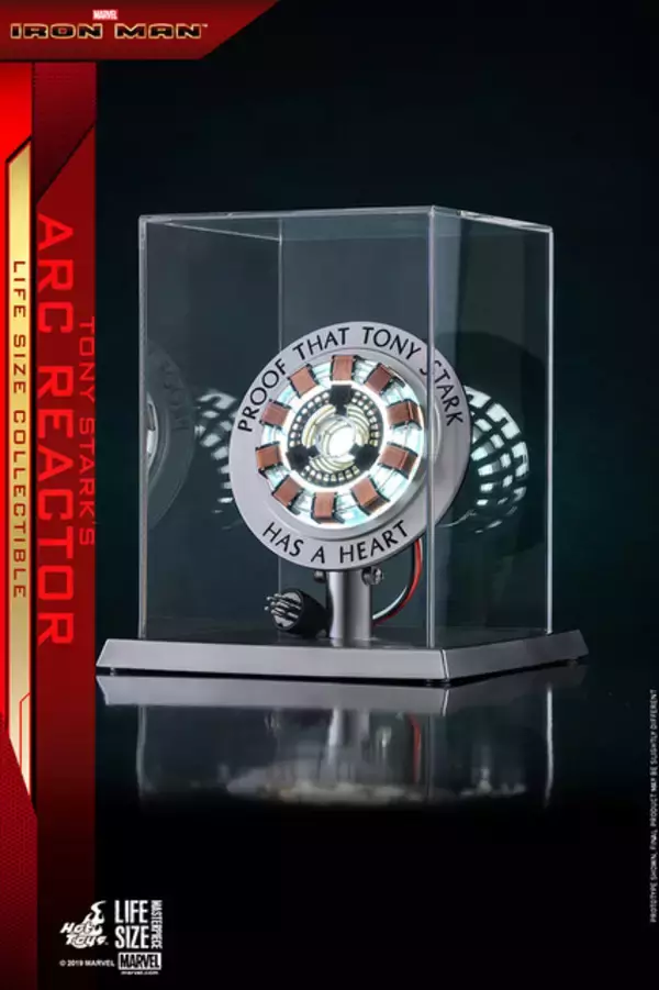 「「アイアンマン」アーク・リアクターが実物大スケールで忠実に立体化！LEDライトアップ機能も」の画像