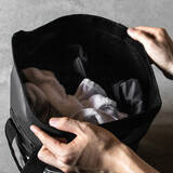 「「エヴァンゲリオン」初号機と2号機モチーフのバッグが登場！A.T.フィールドのようなタフさ!?」の画像3