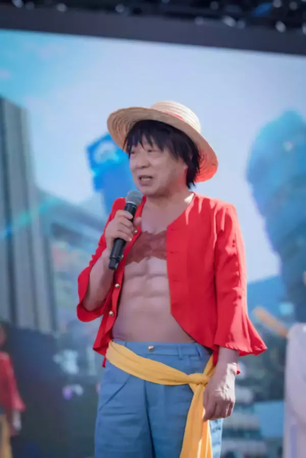 「宇垣美里、えなこら人気コスプレイヤーが集結！「池袋ハロウィンコスプレフェス2019」幕が上がる」の画像