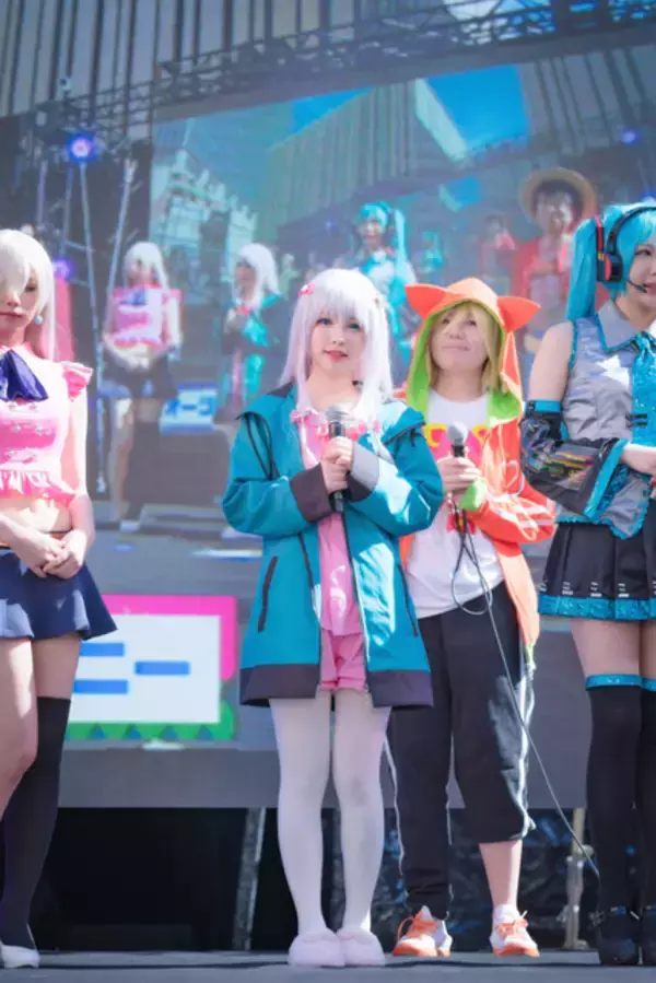 「宇垣美里、えなこら人気コスプレイヤーが集結！「池袋ハロウィンコスプレフェス2019」幕が上がる」の画像