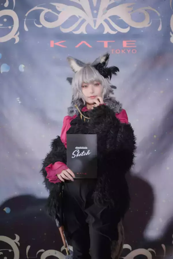 「宇垣美里、銀髪人狼コスで魅了！ 人気レイヤーゆう＆シスルと語る、メイクのポイントは？【写真35枚】」の画像