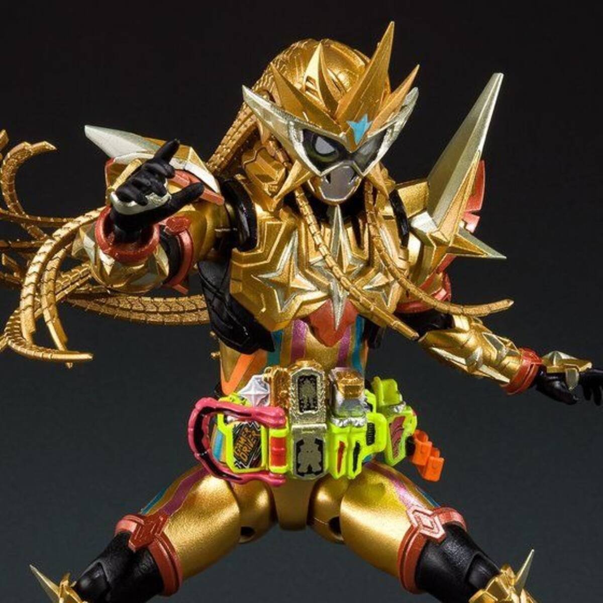 仮面ライダーエグゼイド ノーコンティニューでクリアしてやるぜ 最強 ムテキゲーマー 形態でフィギュア化 19年12月16日 エキサイトニュース