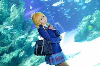 【コスプレ】「ラブライブ！」絢瀬絵里とロマンチックに水族館で…注目レイヤー・天音ありぃ【写真19枚】