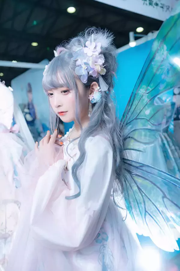 「“中国版コミケ”で一際輝く古代風美女・罪音子に釘付け！ 中華ロリータ「不軌不軌」の魅力【写真34枚】」の画像