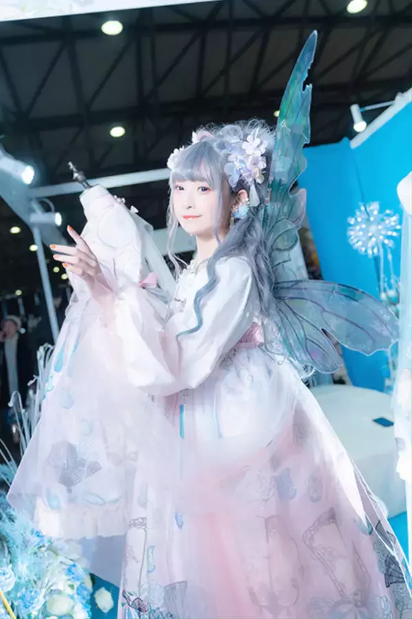 「“中国版コミケ”で一際輝く古代風美女・罪音子に釘付け！ 中華ロリータ「不軌不軌」の魅力【写真34枚】」の画像