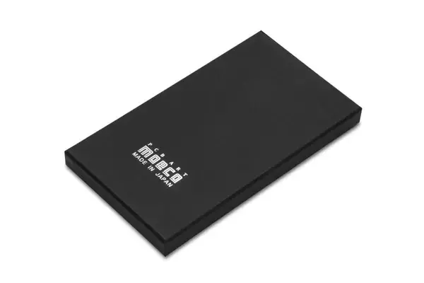 「「装甲騎兵ボトムズ」スコープドッグをイメージした“基板アート”iPhoneケース登場！ レンズ発光ギミックにむせる」の画像