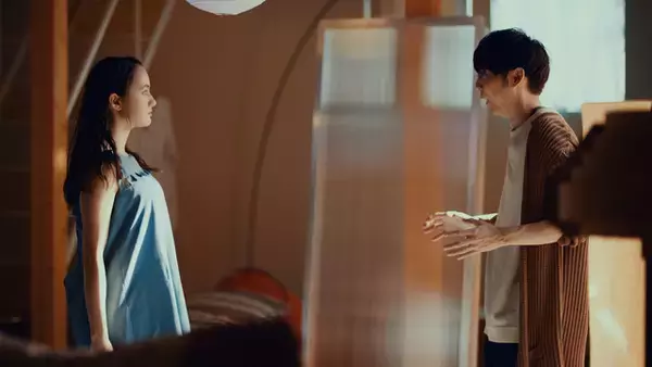 「梶裕貴演じる摘木のキス顔カットも！ドラマ「ぴぷる」劇中写真公開　アバターデザインで「君の名は。」田中将賀が参加」の画像